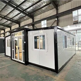 Современный дом из транспортных контейнеров